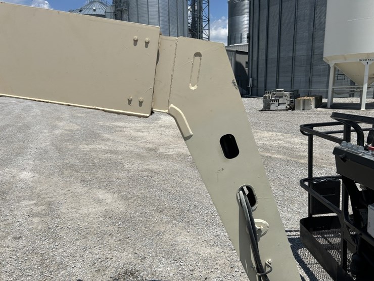 2008-jlg-800a-image-32