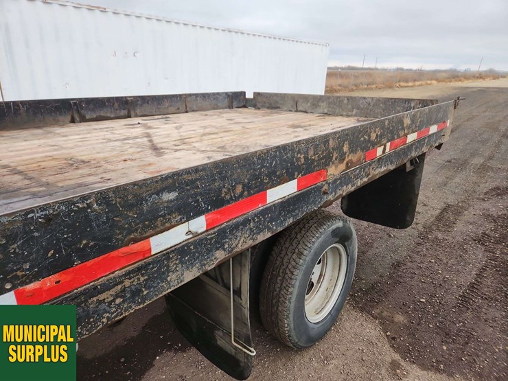 2013-chevrolet-silverado-3500hd-image-34