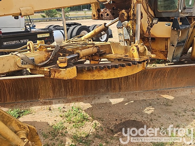 2002-volvo-g720-vhp-image-18