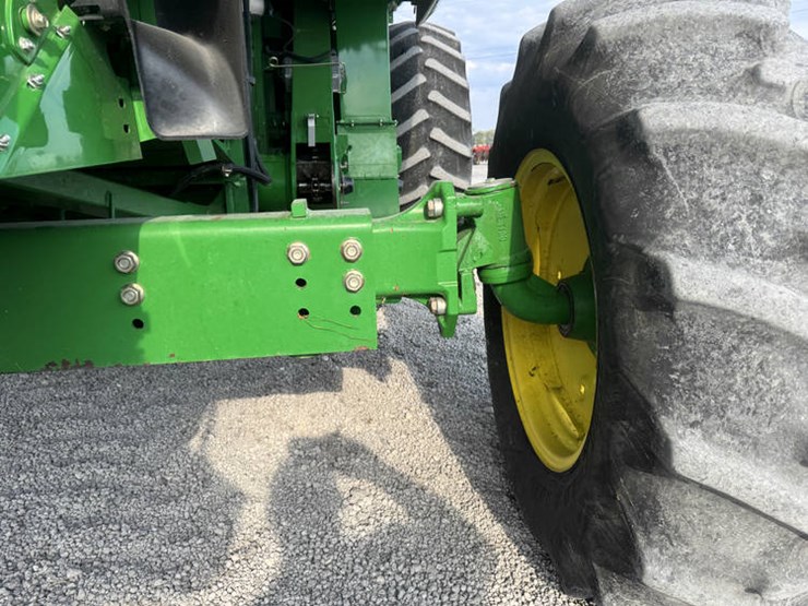 2005-john-deere-9560-sts-image-25