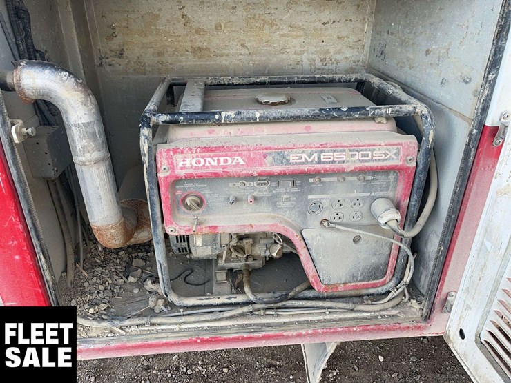 2012-ford-f550-image-22