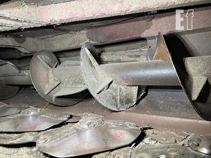 2018-case-ih-wd2504-image-45