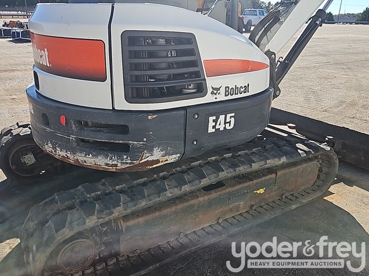 2017-bobcat-e45-image-23