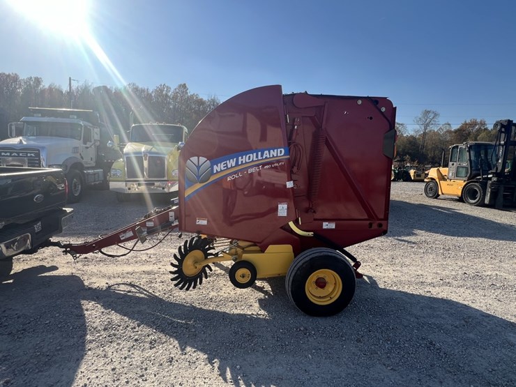 2021-new-holland-450-image-2