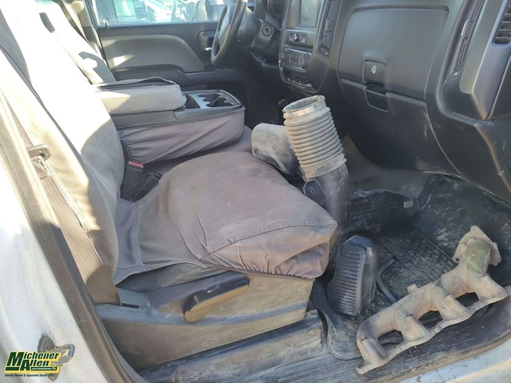 2016-gmc-sierra-3500hd-image-24