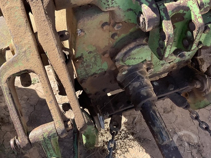 john-deere-420-image-11