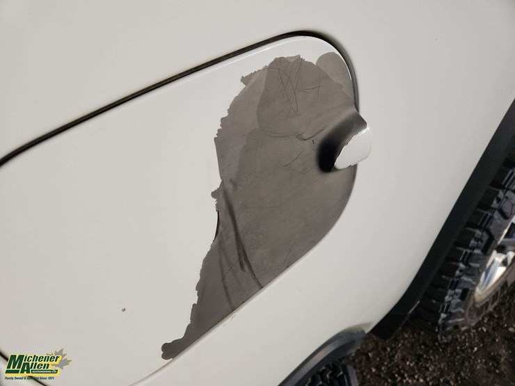 2021-chevrolet-silverado-2500hd-image-35