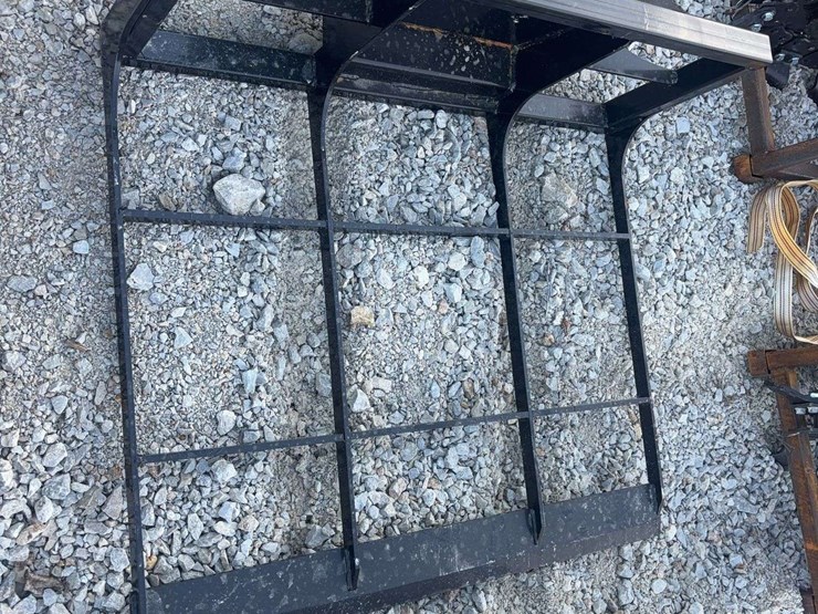 mini-skid-steer-land-leveler-image-7