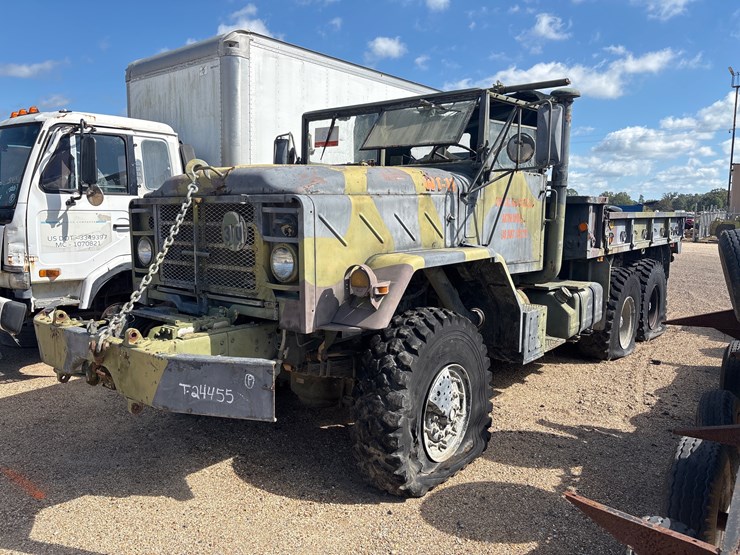 #1815-•-military-truck-|-for-parts/repairs-|-no-title-image-1