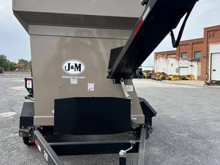 2021-j&m-lc390-image-24