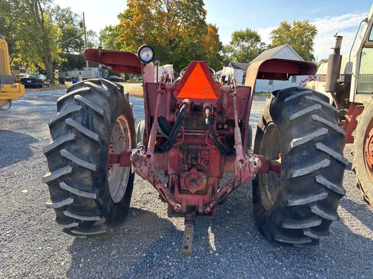 #10957-•-ih-656-image-9