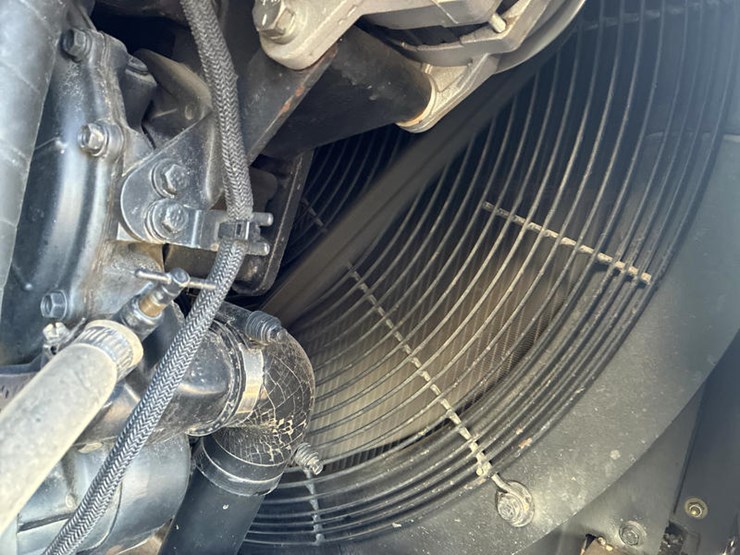 #114632-•-cat-85e-#6js00405-image-66