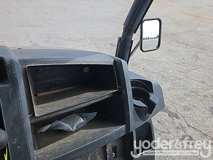 2020-club-car-carryall-1700-image-23