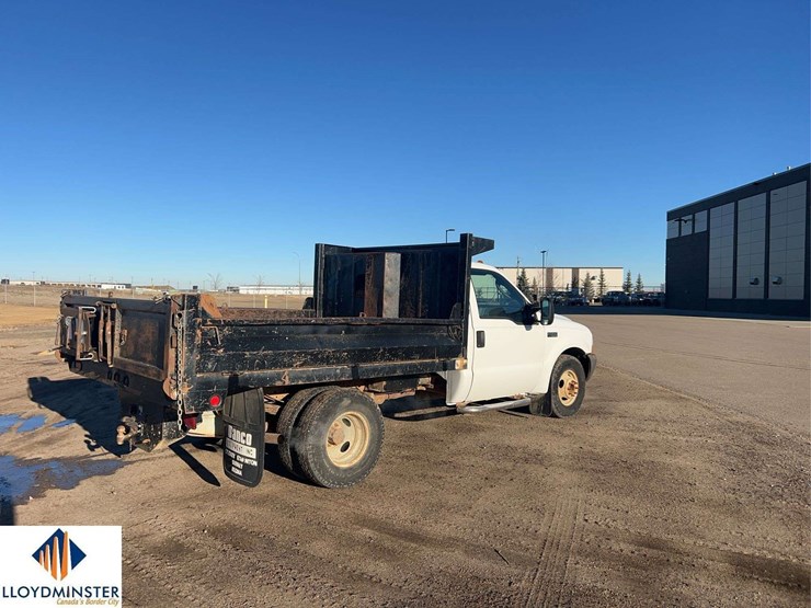 2004-ford-f350-image-3