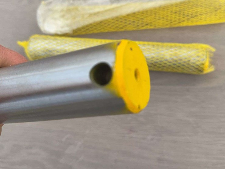 (2)-universal-bucket-pins-hl-40mm-x-270mm-image-2