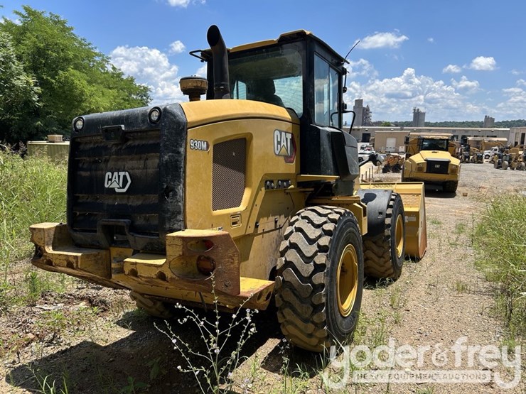 2021-caterpillar-930m-image-3