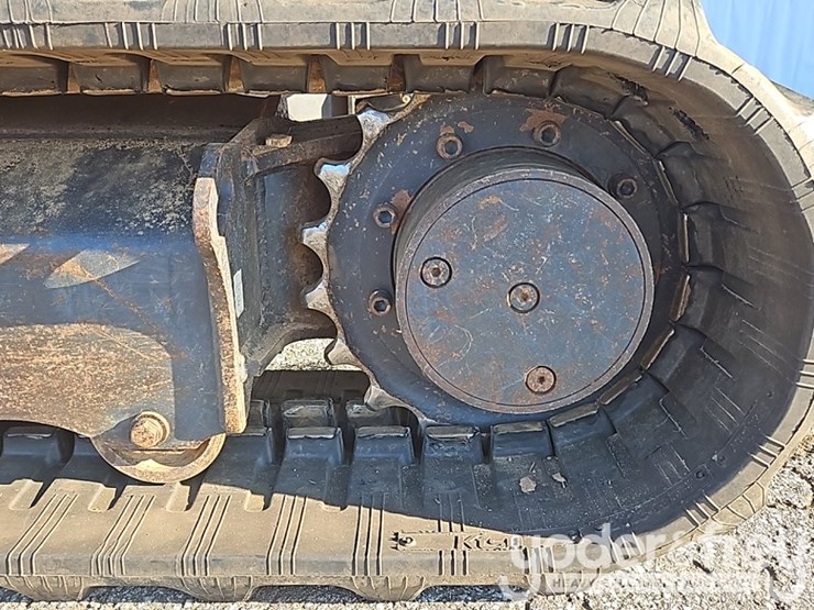 2016-kubota-kx057-4-image-9