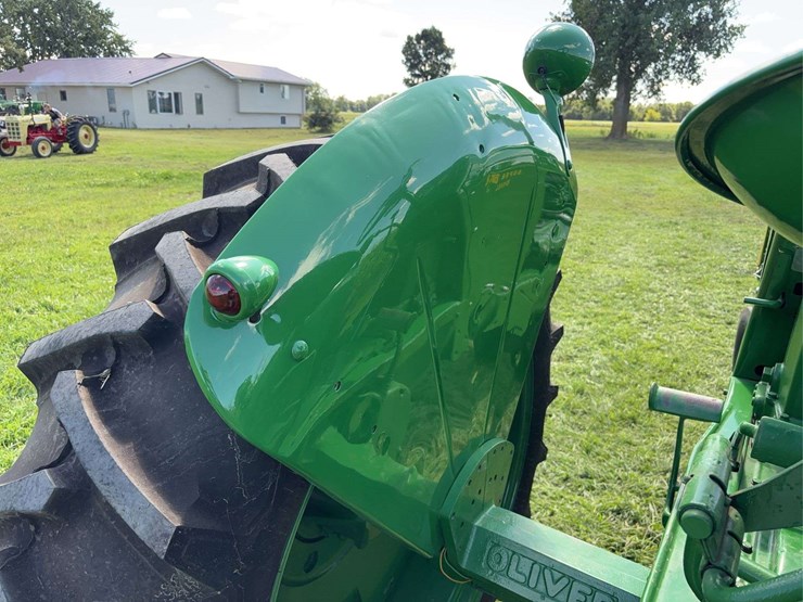 oliver-super-88-image-90