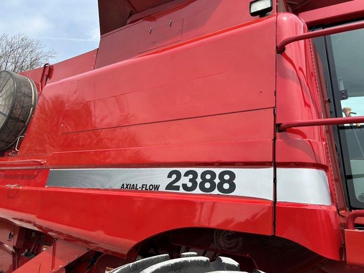 2006-case-ih-2388-image-24
