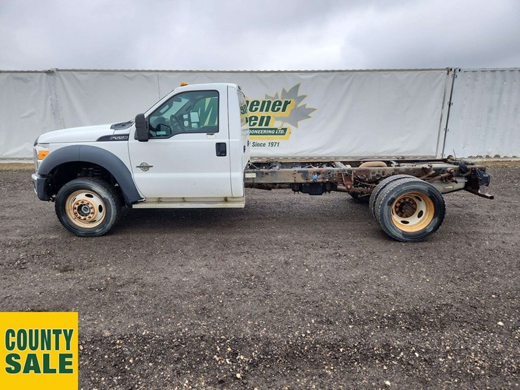 2013-ford-f550-image-23