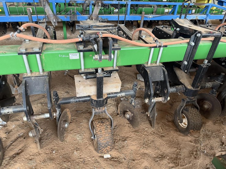 2021-b-&-h-9100-image-24