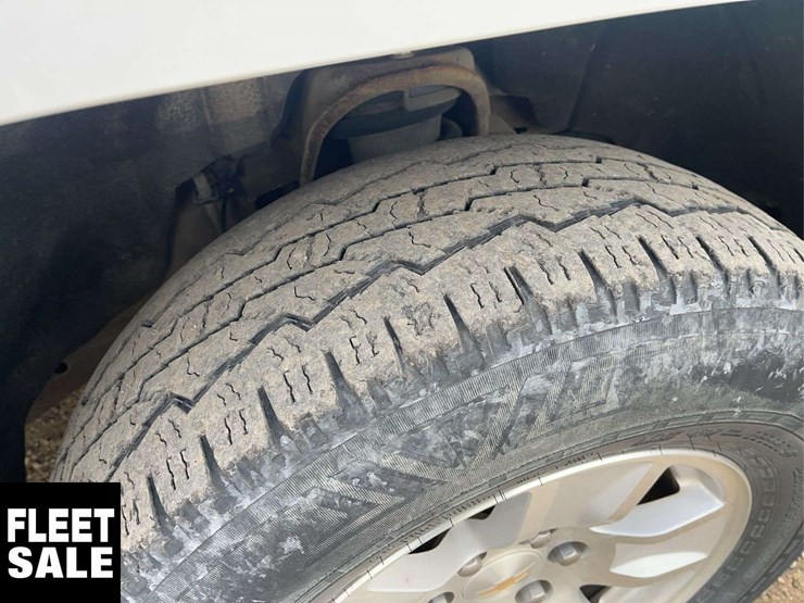 2017-chevrolet-silverado-1500-image-10