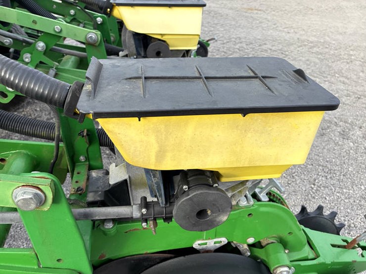2018-john-deere-1795-image-60