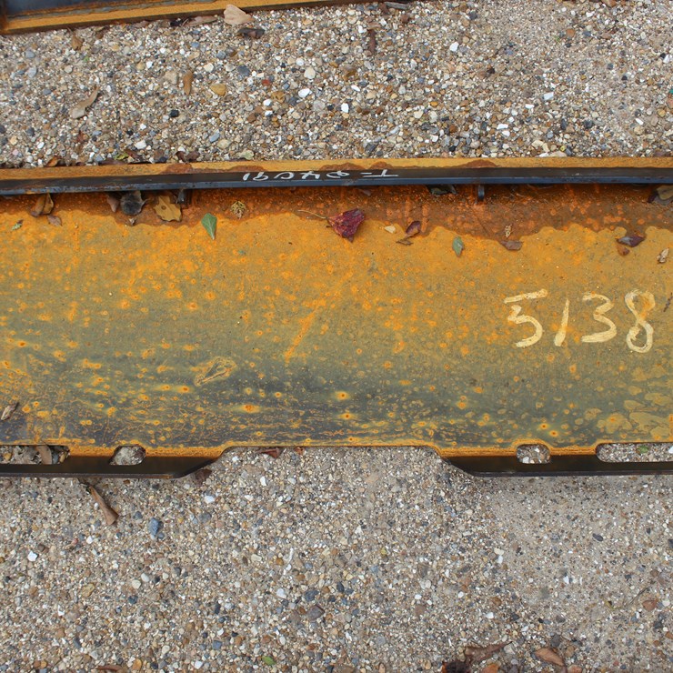 #5138 • 2025 WOLVERINE 1/4/ INCH QUICK ATTACH MOUNT PLATE