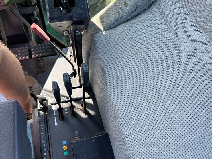 white-american-80-image-44