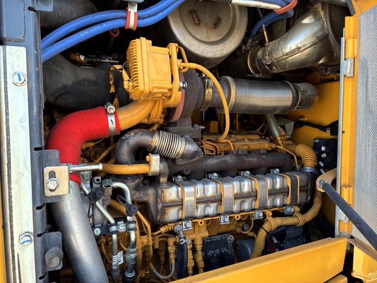 #122215-•-2019-jd-524l-#1dw524lzekf700961-image-68