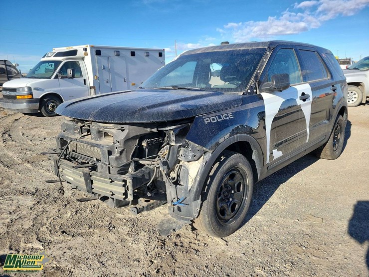 2019-ford-explorer-image-1