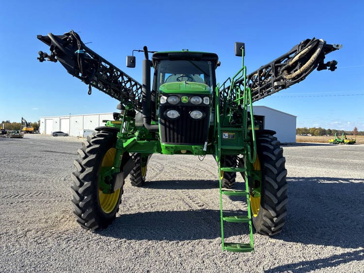 2014-john-deere-4830-image-11