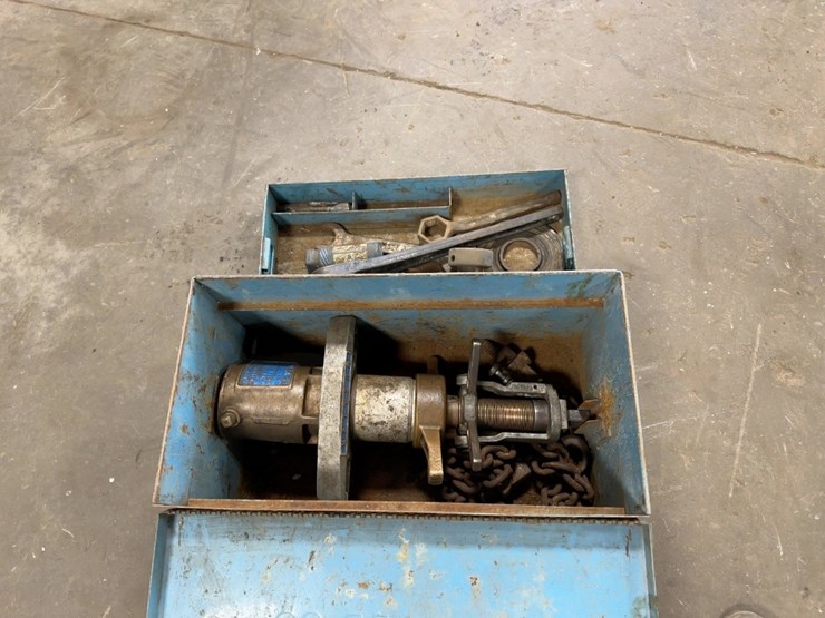 mueller-b-100-pipe-tapping-machine-image-4