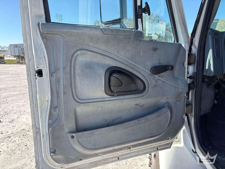 international-durastar-4300-image-15