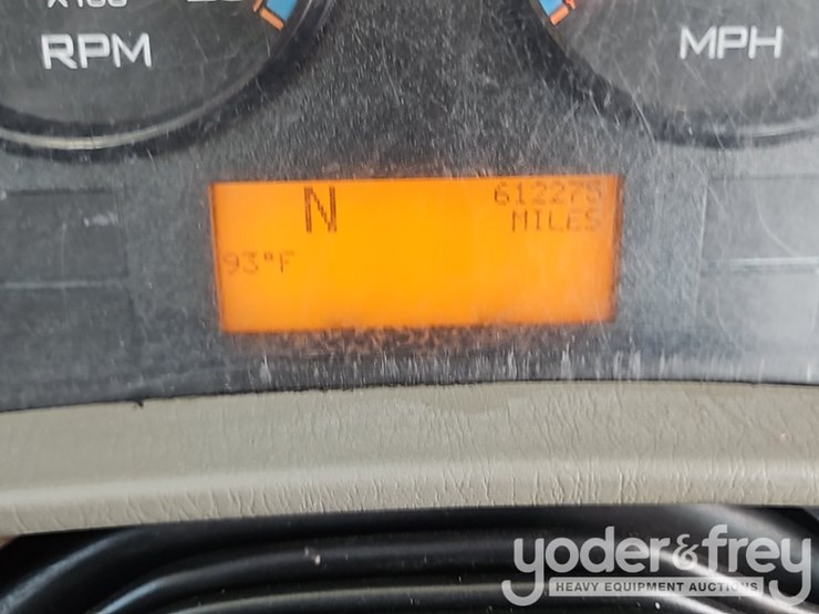 2017-international-8600-image-49