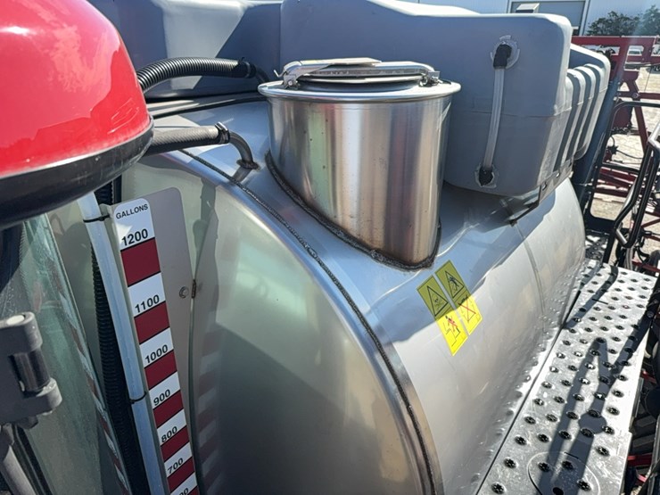 2023-case-ih-4350-patriot--sprayer-image-137