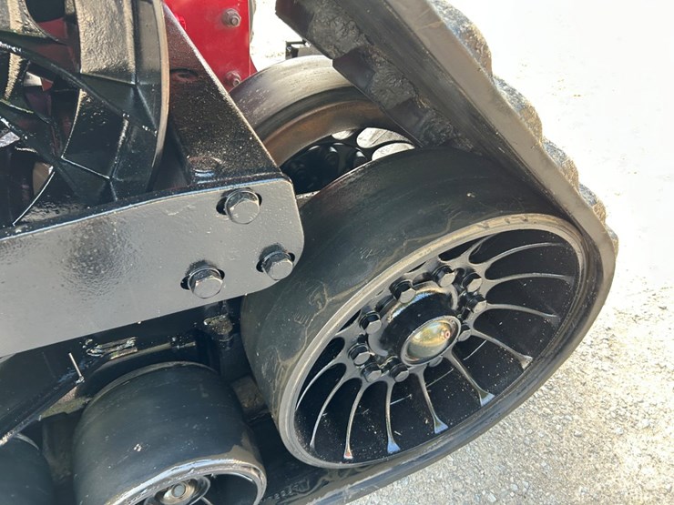 2013-case-ih-steiger-550-hd-image-43