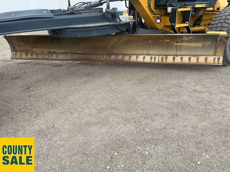 2020-deere-872gp-image-20