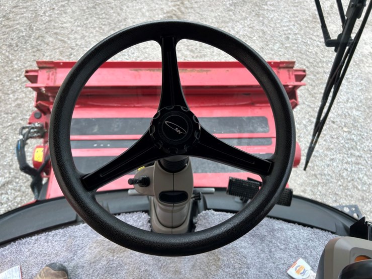 2019-case-ih-8250-image-47
