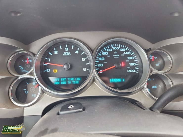 2013-gmc-sierra-2500hd-sle-image-14