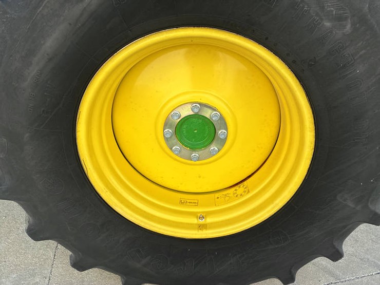 2013-john-deere-s670-image-44