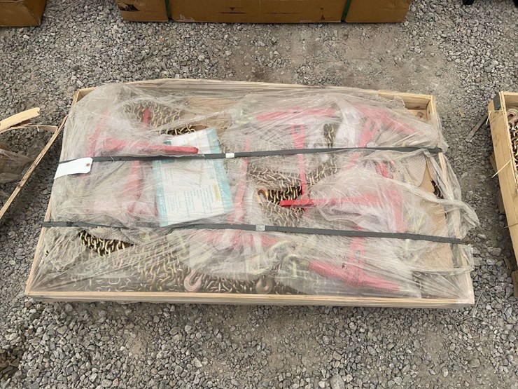 (6)-5/16”-x-20’-grade-70-transport-chains-with-(8)-5400-lb-ratchet-binders-image-1