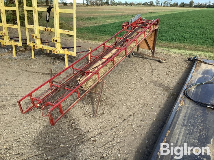 square-bale-elevator-image-1