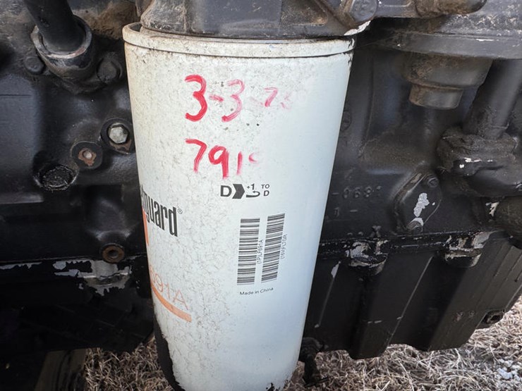 caterpillar-20-image-22