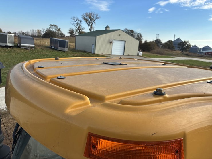 #114632-•-cat-85e-#6js00405-image-74