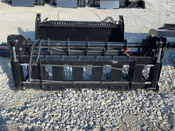 curved-log-grapple-image-4