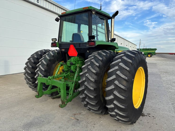 1994-john-deere-4560-image-5