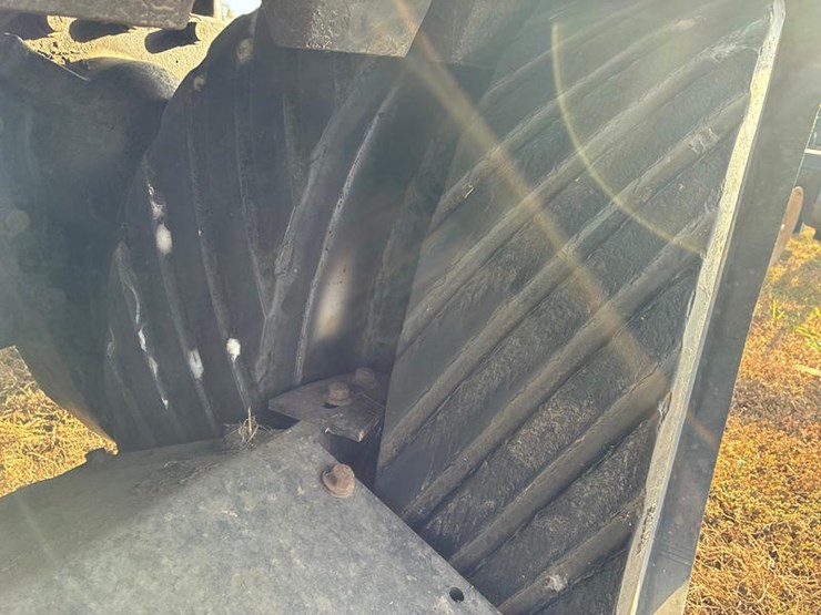 #114632-•-cat-85e-#6js00405-image-48