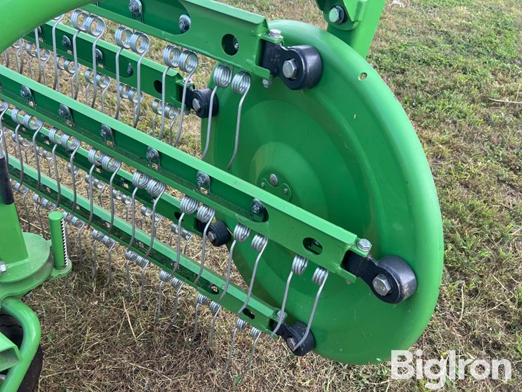 2022-samasz-twist-600p-front-mount-basket-rake-image-13