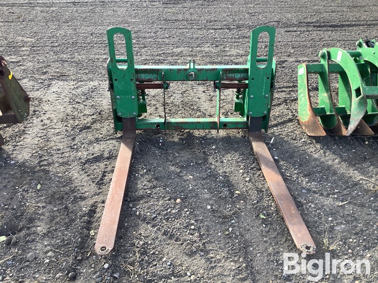 48"-pallet-forks-image-2